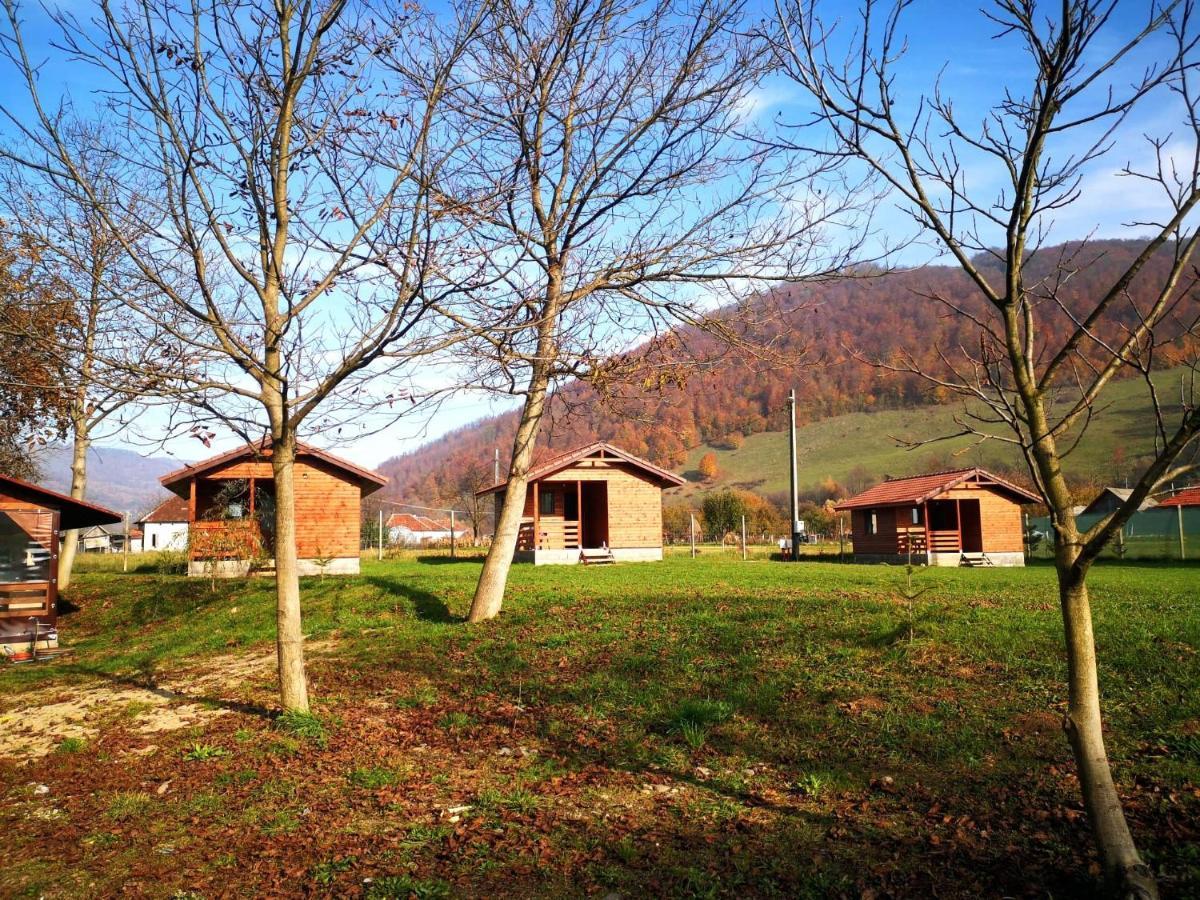Casute Zavoi Bulz Villa Bagian luar foto