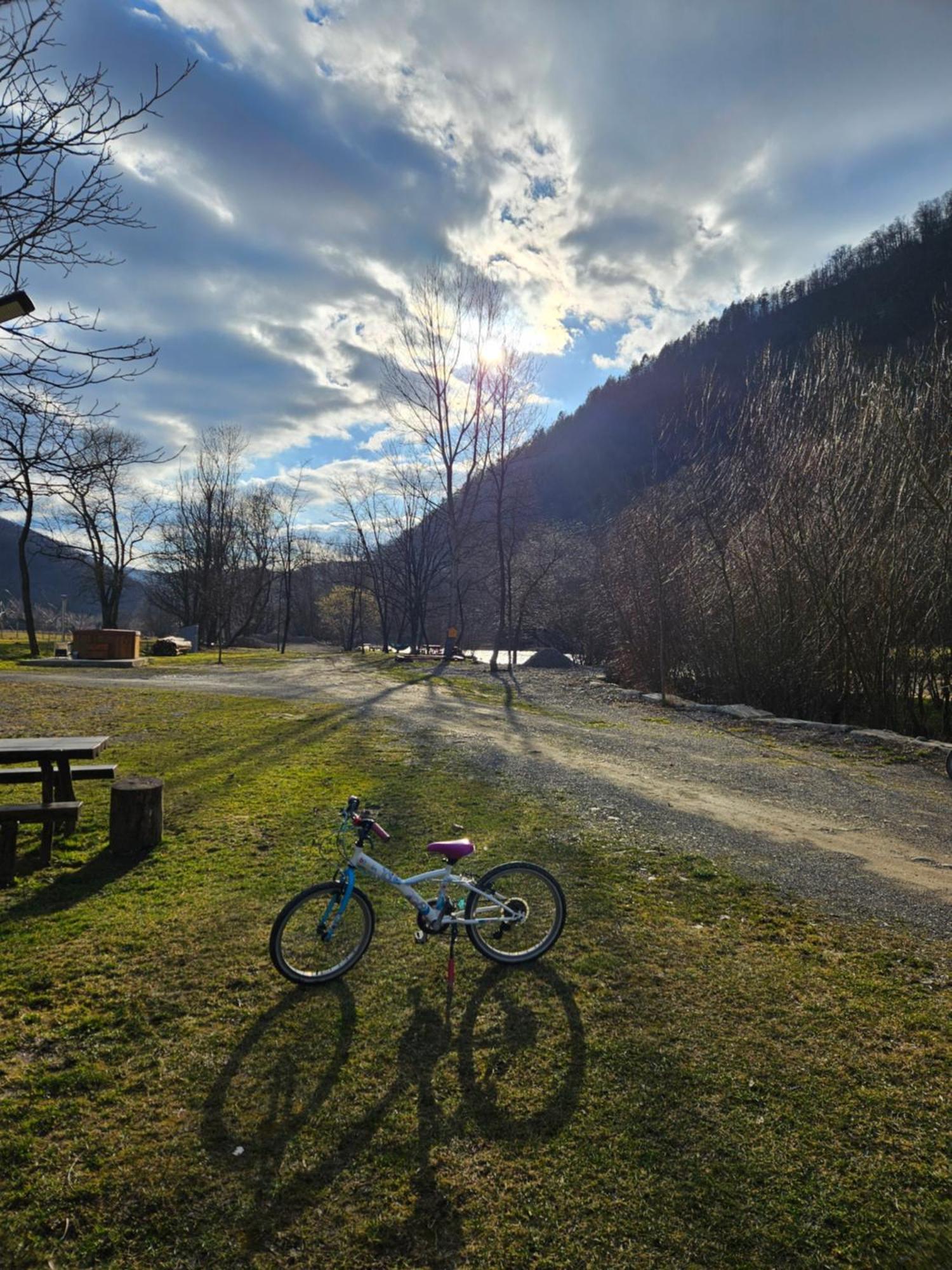 Casute Zavoi Bulz Villa Bagian luar foto